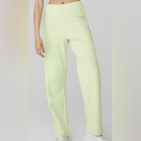 ALO Renown Heavyweight Hoodie and Heavy Weight Sweatpants Set - Picture 13 of 17